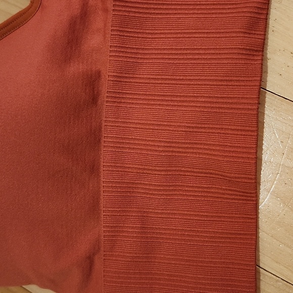 Athleta Rust Sports Bra - Picture 5 of 6